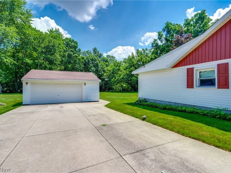 1183 Aberth Drive , Akron, OH 44320 Photo 24