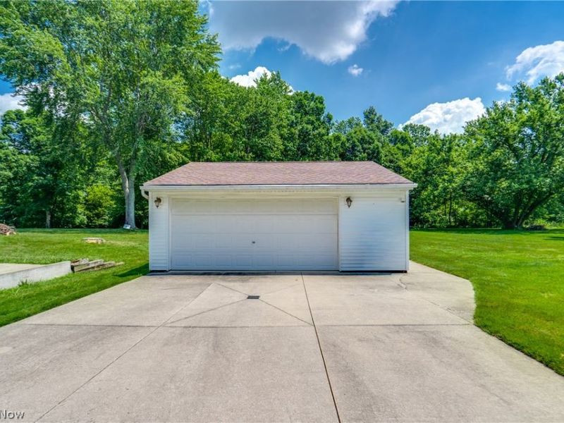 1183 Aberth Drive , Akron, OH 44320 Photo 25