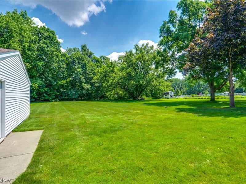 1183 Aberth Drive , Akron, OH 44320 Photo 26