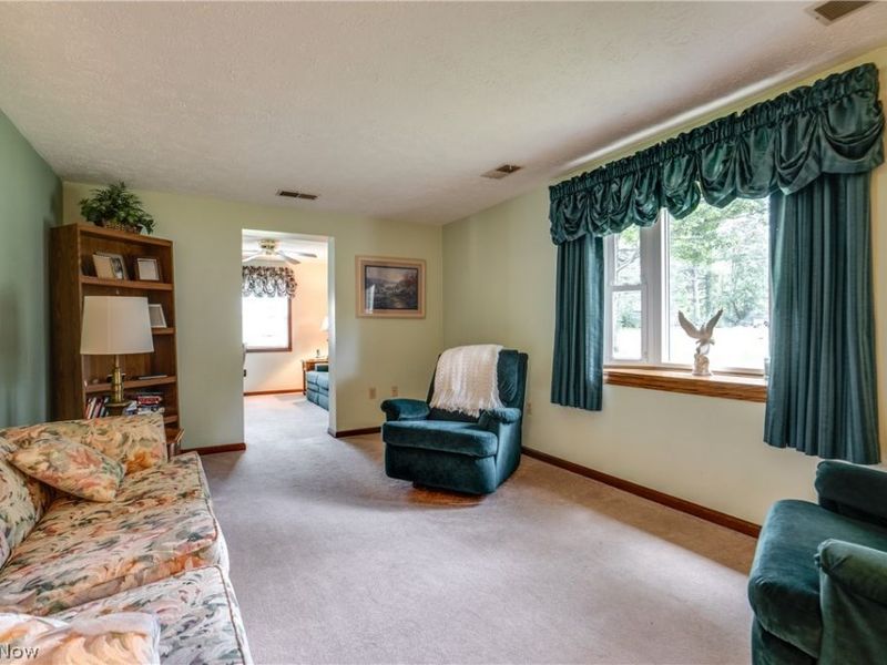 1183 Aberth Drive , Akron, OH 44320 Photo 5