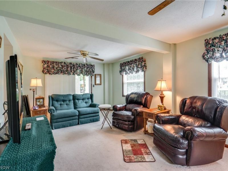 1183 Aberth Drive , Akron, OH 44320 Photo 7