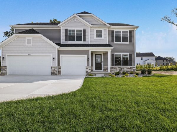 2560 Iowa Street, Crown Point, IN 46307