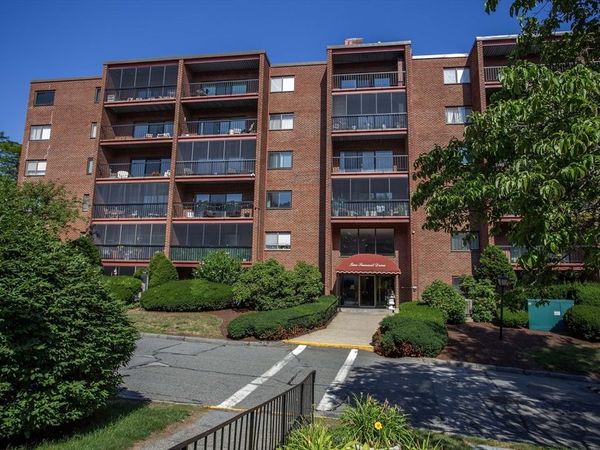 2 Summitt Dr., Unit 41, Reading, MA 01867