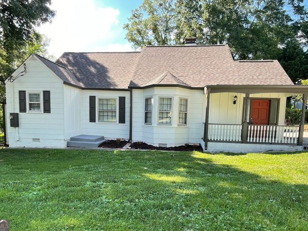 1093 Enota Avenue NE, Gainesville, GA 30501
