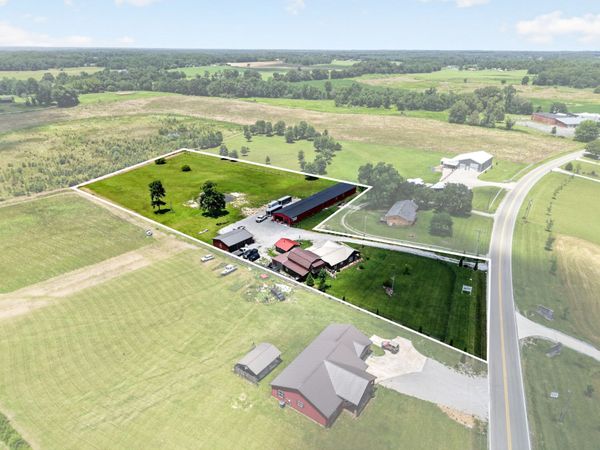 14706 Old Kentucky Rd , Walling, TN 38587