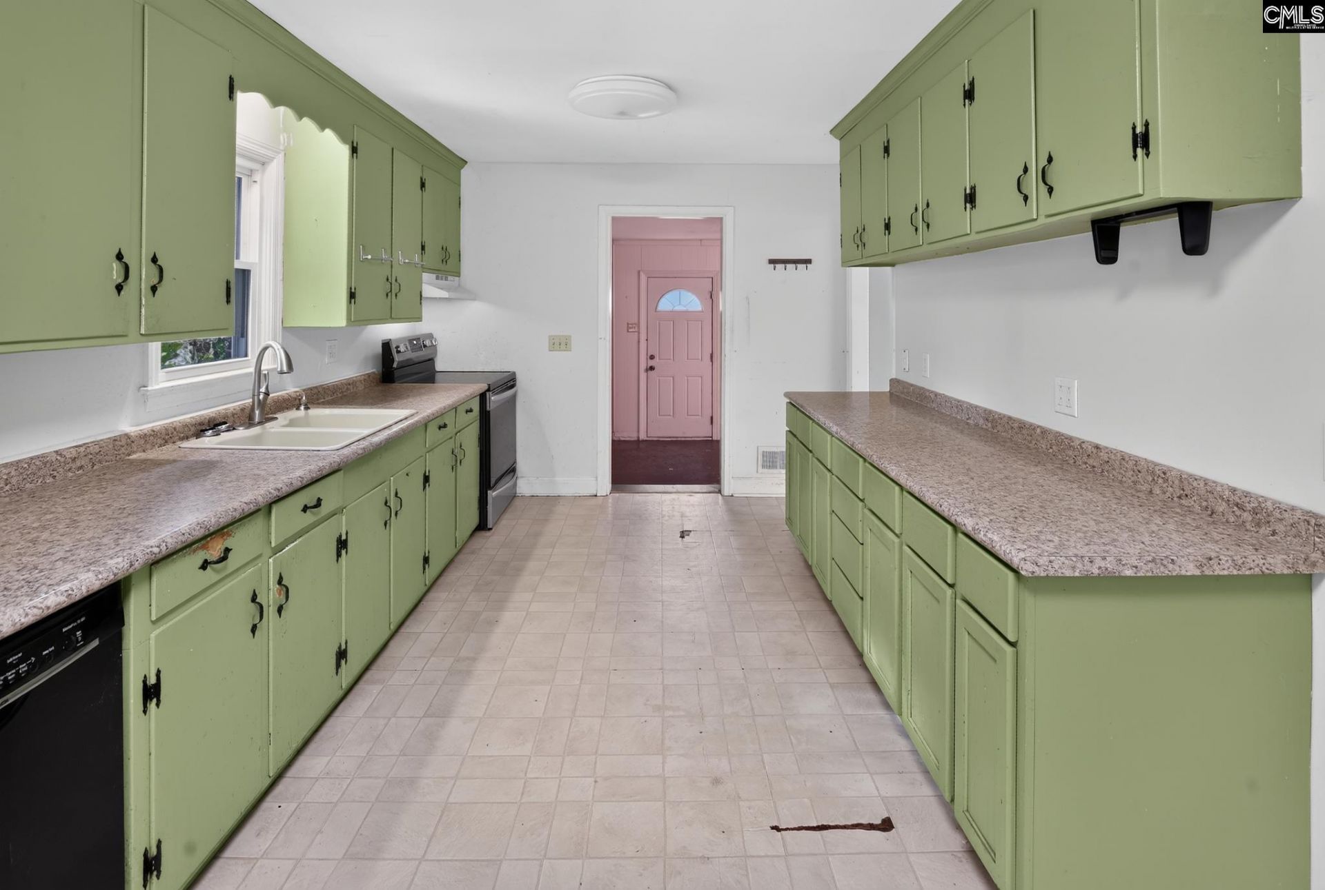 1008 Ontario Drive  Photo 4