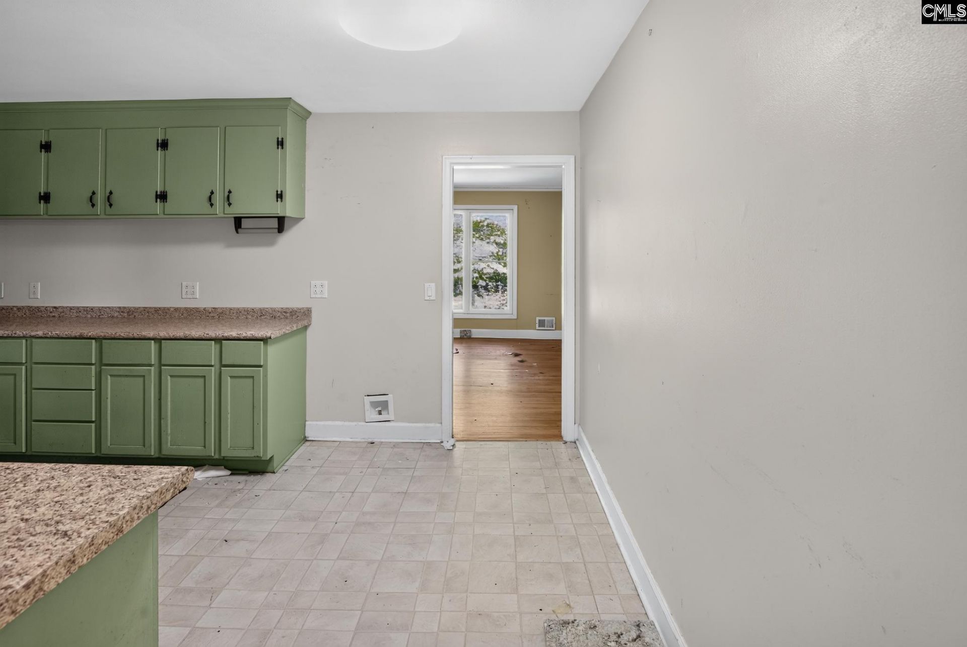 1008 Ontario Drive  Photo 8
