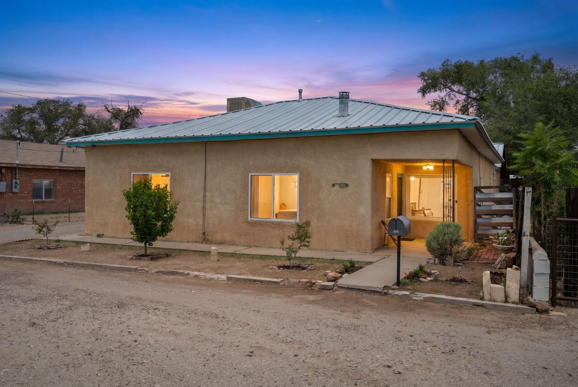 314 W Aragon Road, Belen, NM 87002 Main Photo