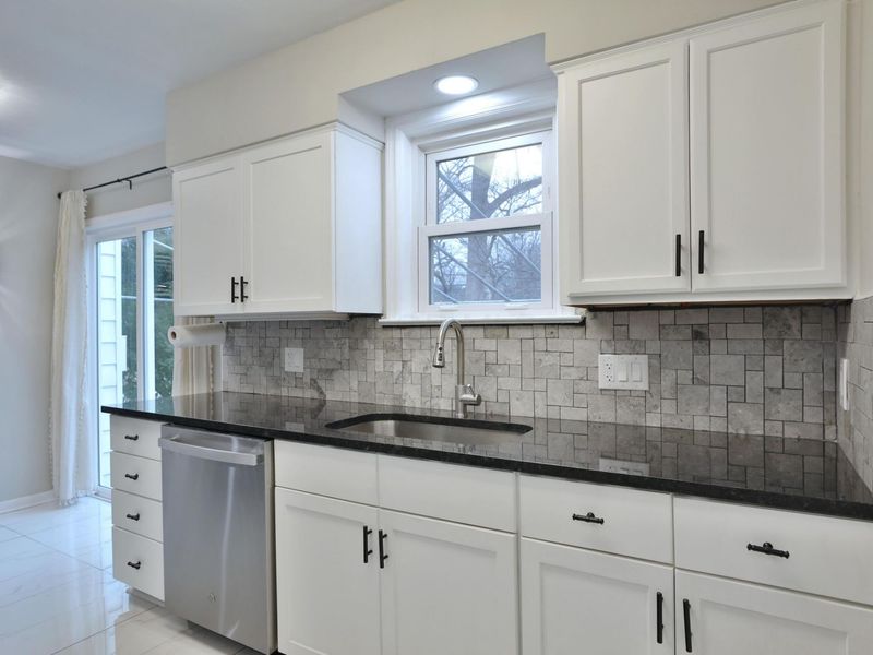 124 N Gould Road , Columbus, OH 43209 Photo 14
