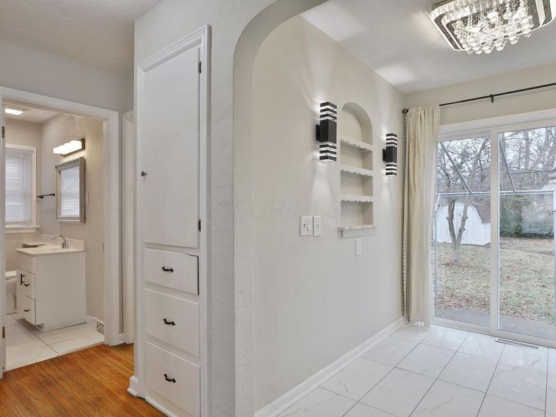 124 N Gould Road , Columbus, OH 43209 Photo 17