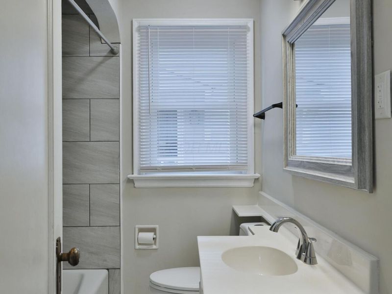 124 N Gould Road , Columbus, OH 43209 Photo 20