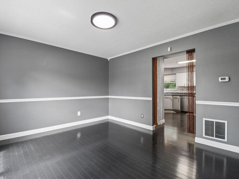 5922 Nash Avenue, Westerville, OH 43081 Photo 8