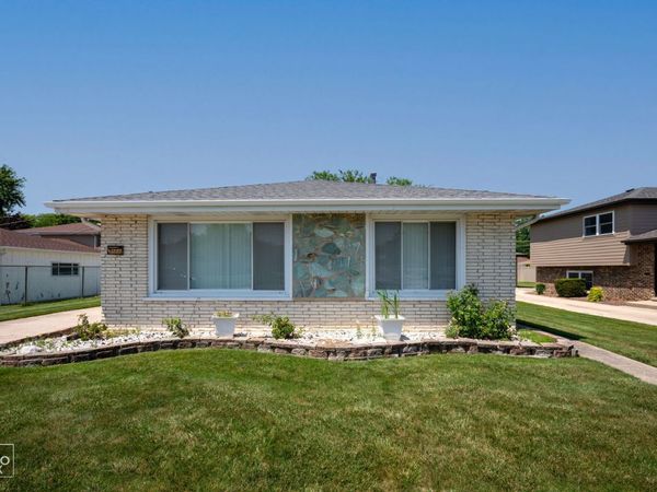 9132 Meade Avenue , Oak Lawn, IL 60453
