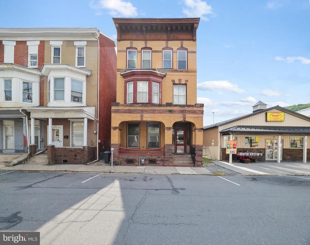 310 N Shamokin Street, Shamokin, PA 17872 Main Photo