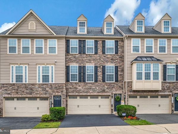 7739 MILTON CIRCLE, GAINESVILLE, VA 20155