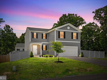 35699 PINE NEEDLE LANE, LOCUST GROVE, VA 22508