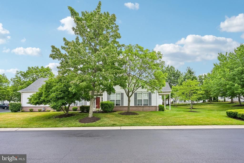 106 NEWBURY WAY , LANSDALE, PA 19446