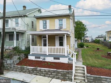 521 2ND STREET, HARRISBURG, PA 17113