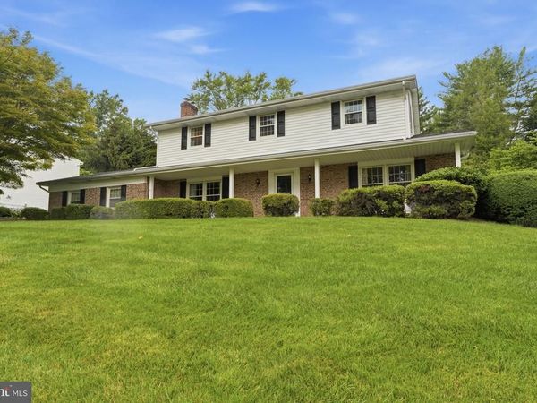 1111 UNIVERSITY DRIVE , YARDLEY, PA 19067