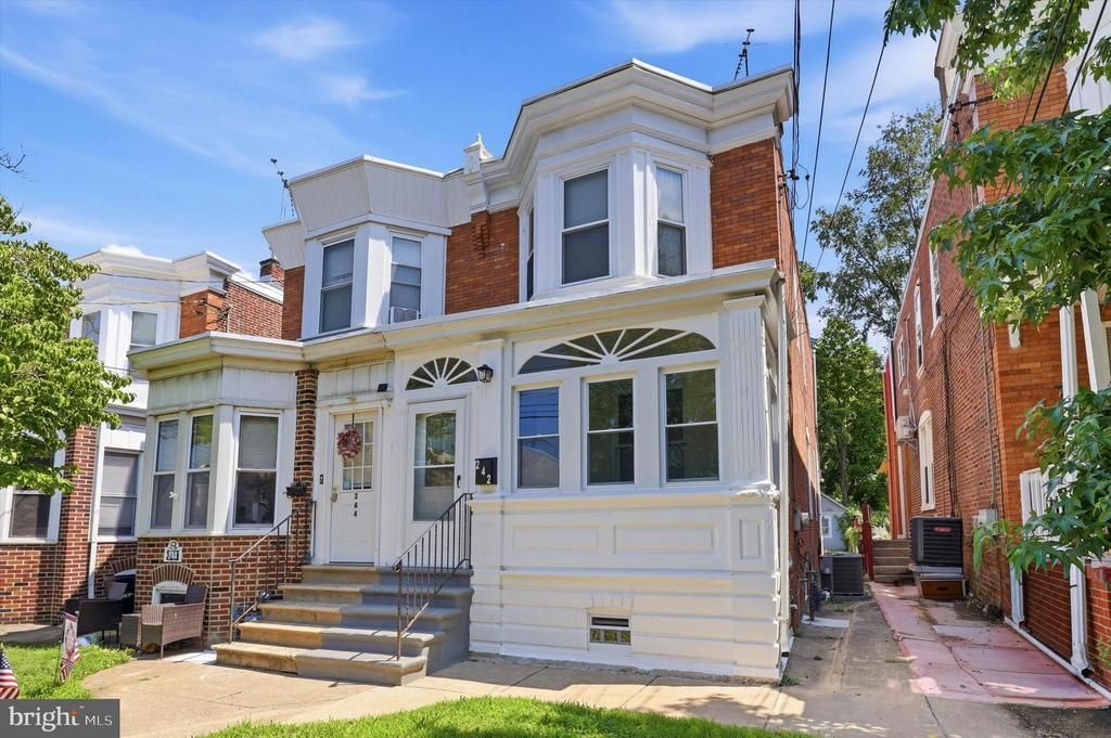 242 VIRGINIA AVENUE, FOLSOM, PA 19033