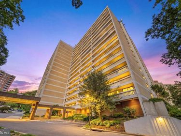 6101 EDSALL ROAD , Unit 211, ALEXANDRIA, VA 22304