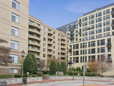 7111 WOODMONT, Unit 712, CHEVY CHASE, MD 20815
