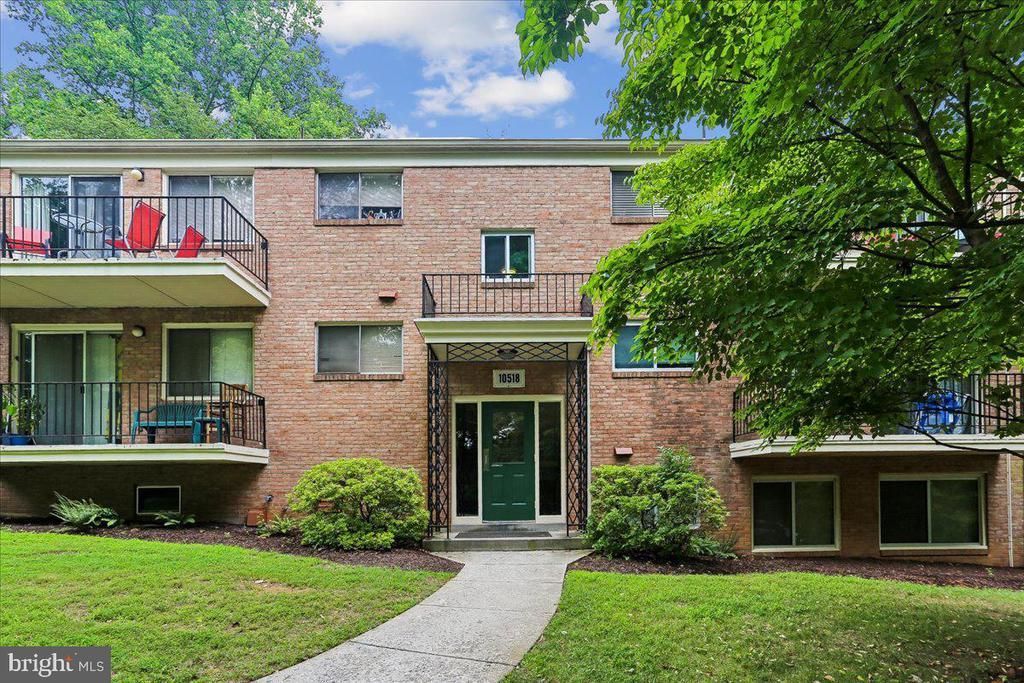 10518 WEYMOUTH STREET , BETHESDA, MD 20814