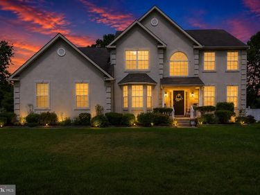 683 S BLUE BELL ROAD, VINELAND, NJ 08360
