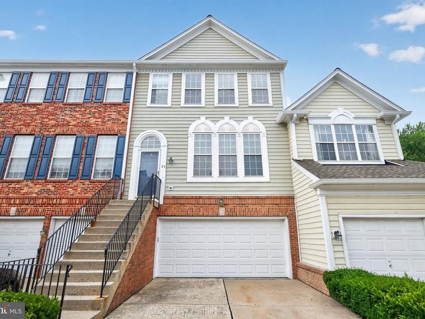 32 Charter Oak Court, Doylestown, PA 18901 Main Photo