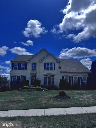 407 WINDING LANE , CHALFONT, PA 18914