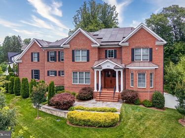 1515 BROOKHAVEN DRIVE, MCLEAN, VA 22101