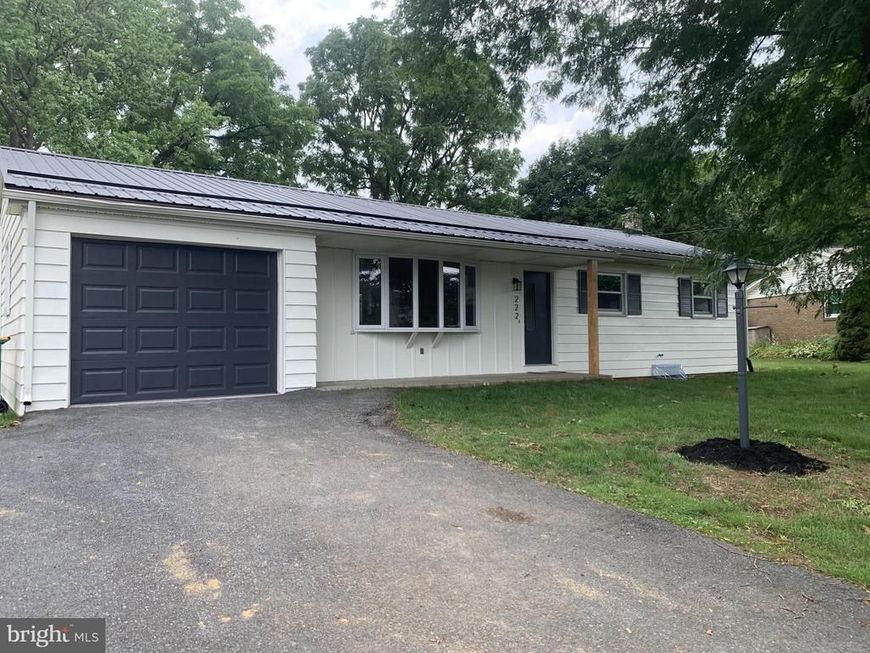 222 Robin Road, Hershey, PA 17033 Main Photo