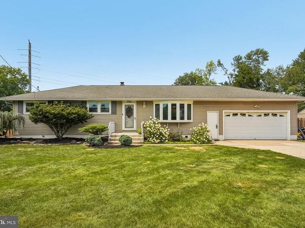 900 EDINBURG ROAD, HAMILTON, NJ 08690
