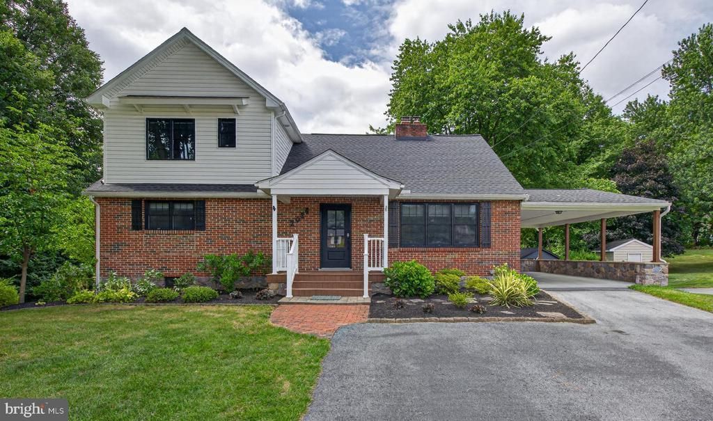 2026 JOANN AVENUE , HUMMELSTOWN, PA 17036