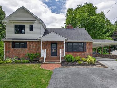 2026 JOANN AVENUE, HUMMELSTOWN, PA 17036