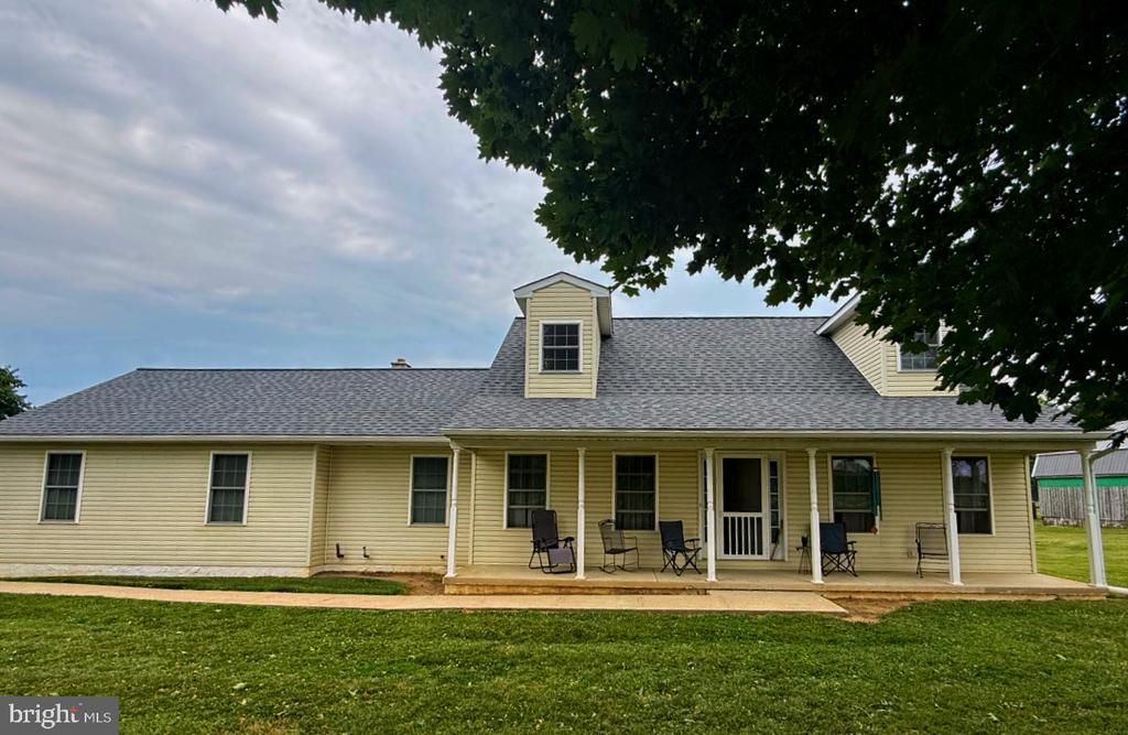 203 HONEYSUCKLE ROAD, NOTTINGHAM, PA 19362