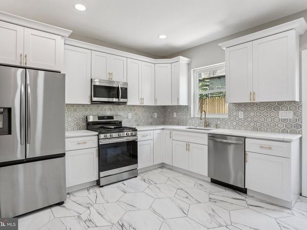 2225 N WATERLOO STREET , PHILADELPHIA, PA 19133