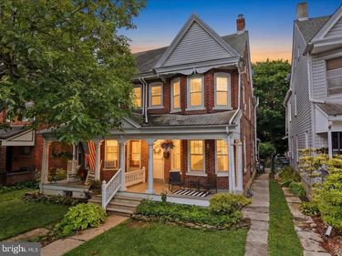 26 N 6TH STREET , EMMAUS, PA 18049