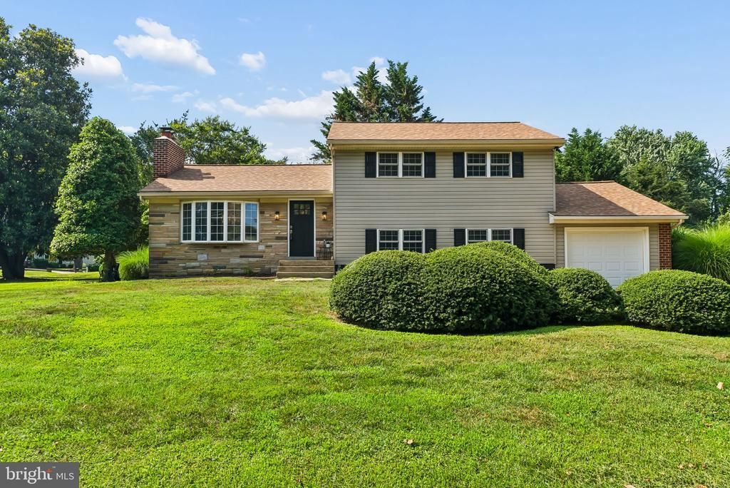 110 LAKE VIEW DRIVE, ANNAPOLIS, MD 21403