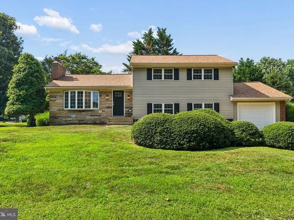 110 LAKE VIEW DRIVE, ANNAPOLIS, MD 21403