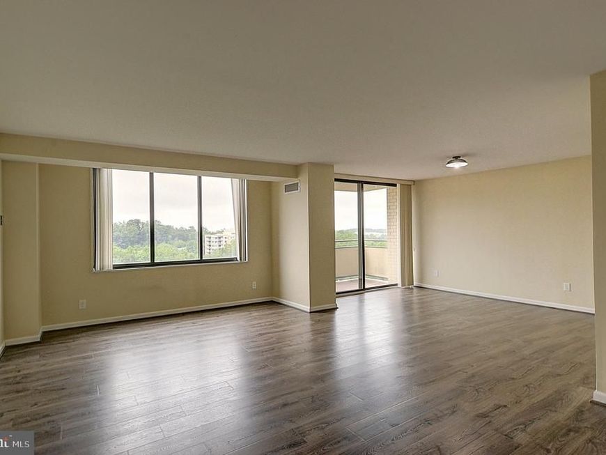 5225 Pooks Hill Road, Unit 1511N, Bethesda, MD 20814 Main Photo