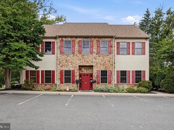 1133 DEKALB PIKE , BLUE BELL, PA 19422