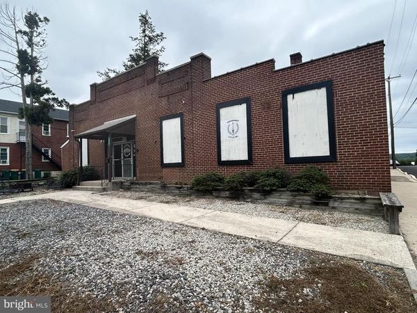 800 MAIN ST. , RED HILL, PA 18076