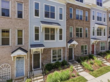 2252 S GLEBE ROAD , ARLINGTON, VA 22204