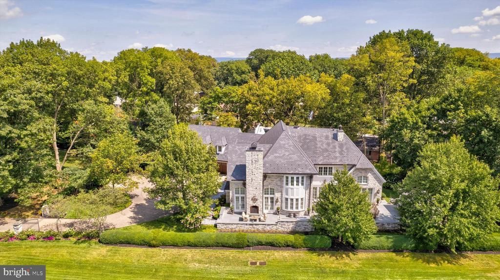 13105 FOUNTAIN HEAD ROAD , HAGERSTOWN, MD 21742