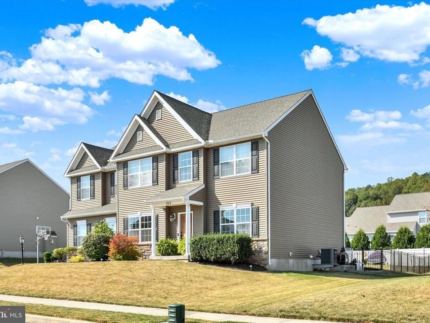 313 Lamp Post Lane , Etters, PA 17319 Main Photo