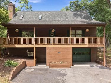 150 LAKE HOLIDAY ROAD, CROSS JUNCTION, VA 22625