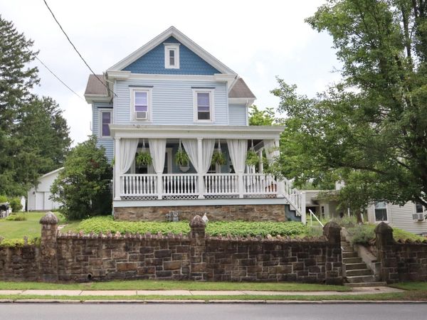 724 NORTH STREET, JIM THORPE, PA 18229