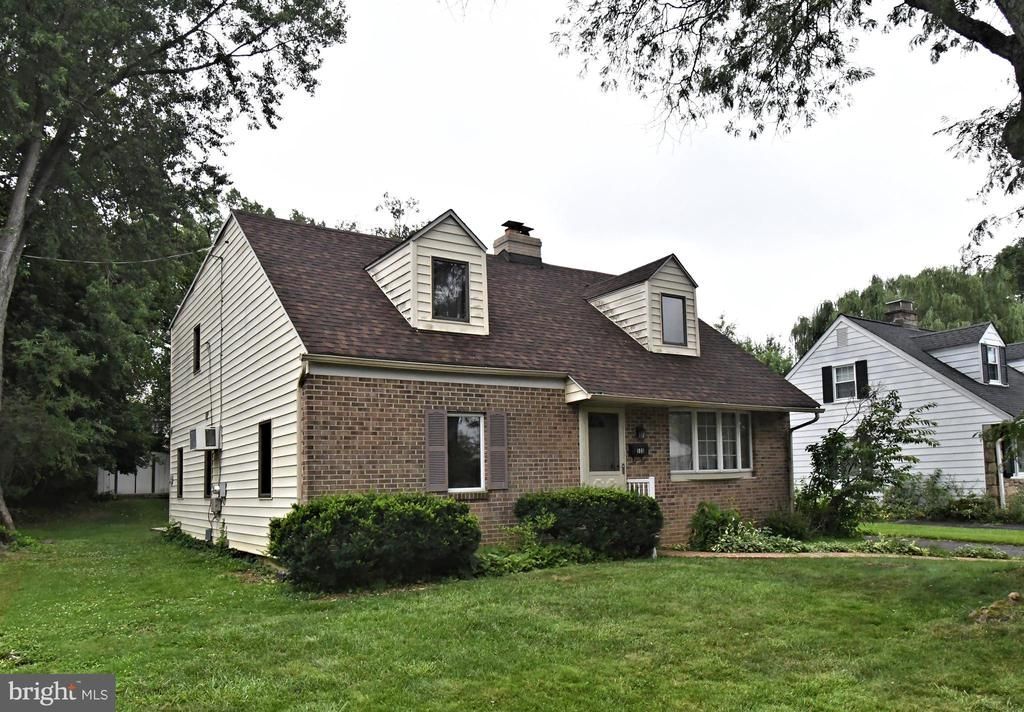 500 BURTON ROAD , ORELAND, PA 19075