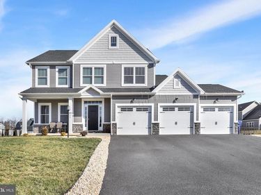 433 HARTFORD DRIVE, CHAMBERSBURG, PA 17202